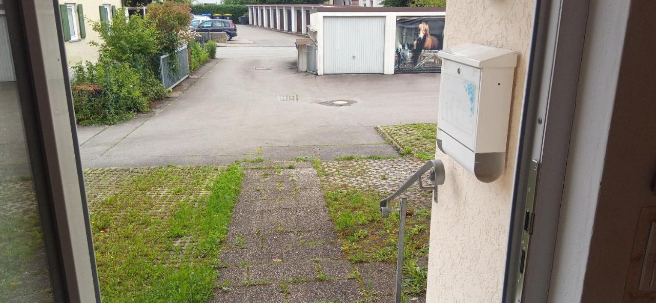Grosses Zimmer Bad Kueche Wohnzimmer Terasse Garten Zentral Ruhig Landsberg am Lech Dış mekan fotoğraf