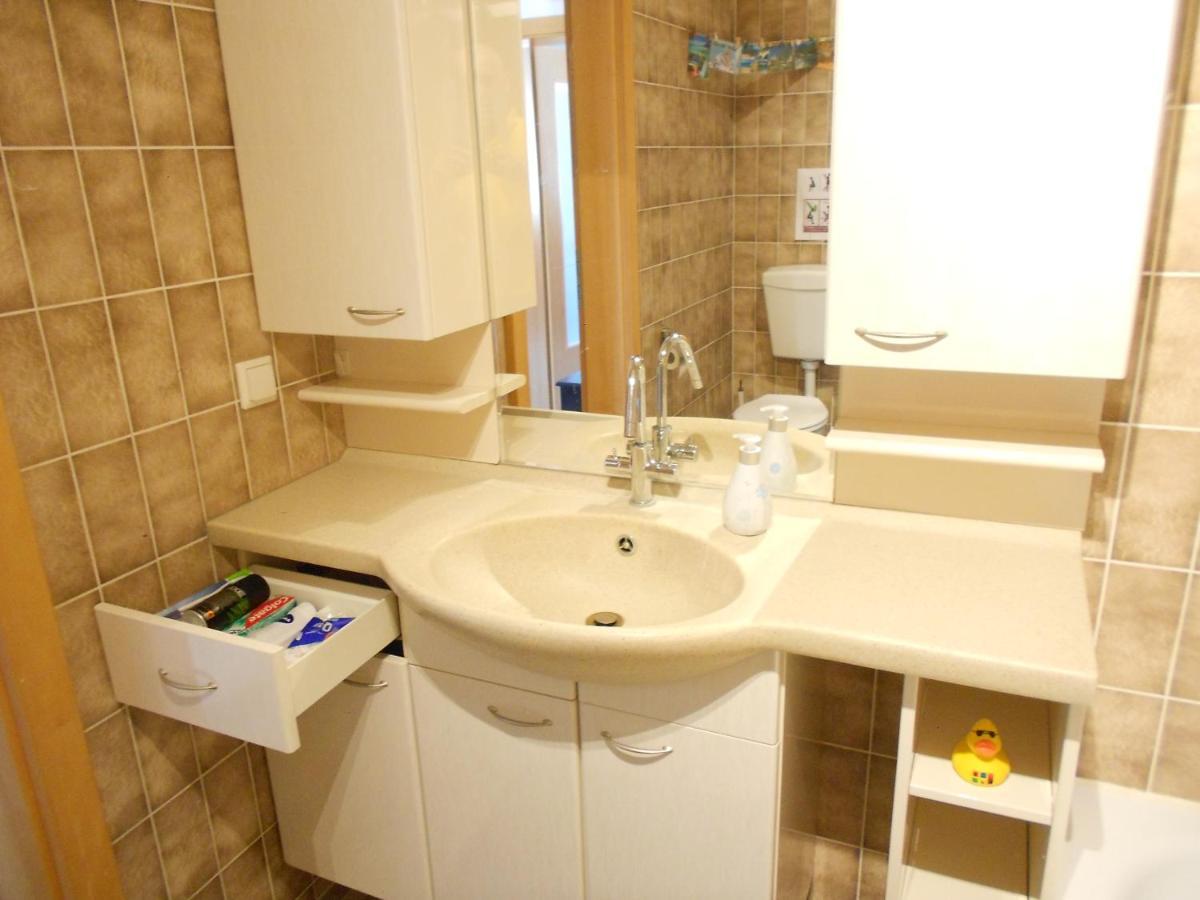 Grosses Zimmer Bad Kueche Wohnzimmer Terasse Garten Zentral Ruhig Landsberg am Lech Dış mekan fotoğraf