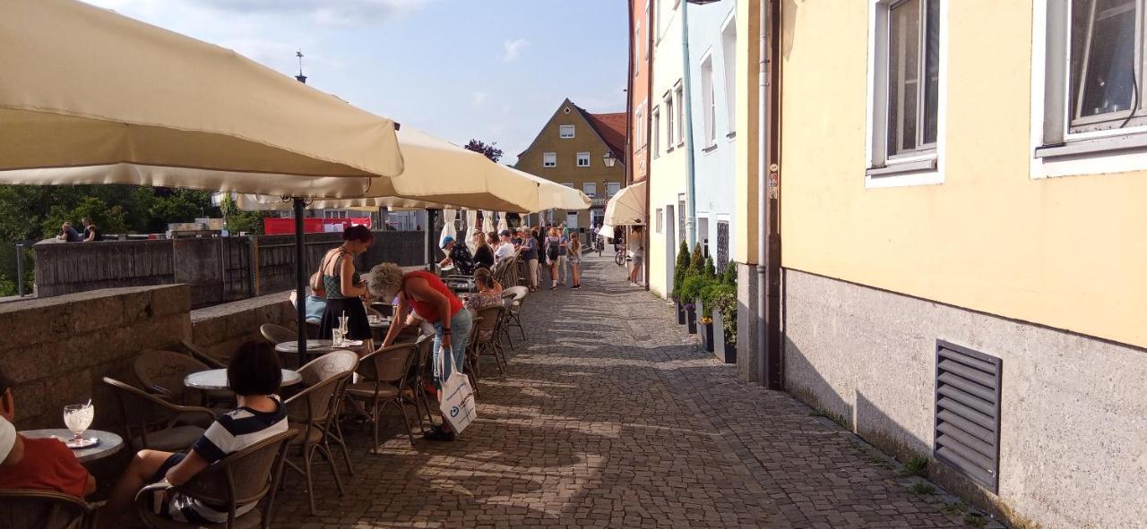 Grosses Zimmer Bad Kueche Wohnzimmer Terasse Garten Zentral Ruhig Landsberg am Lech Dış mekan fotoğraf